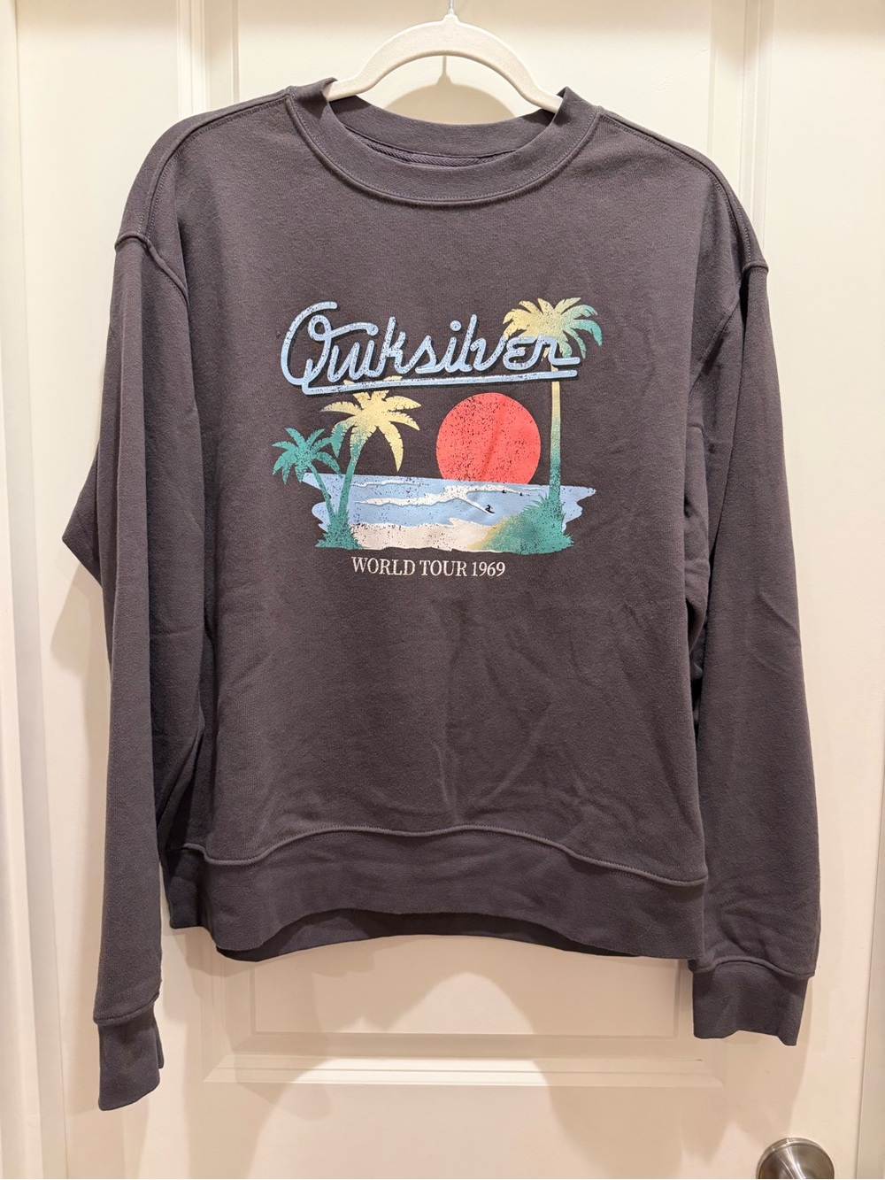 Quiksilver Brown Crewneck with Sunset Graphic